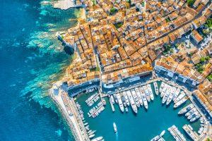 Saint-Tropez par quartiers, choisir son cadre de vie pour un séjour en villa de luxe
